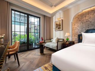Classyc Hotel Hang Buom - 8