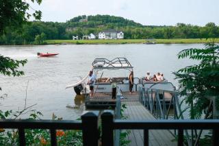 Relaxing Riverfront Family Escape w Private Dock - 9