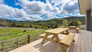 Road to Paradise Vacation Home - Mountain Views and Tranquility -  - 1