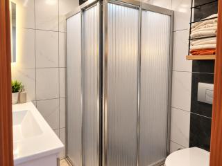 apartment with garden 9 km from the airport - 2