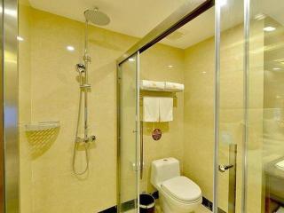 GreenTree Eastern Zigong Huashang International City Huichuan Road Hotel - 3