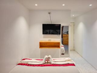 Yok Guesthouse Jomtien - 5