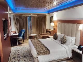 Hotel Royal Castle - 0