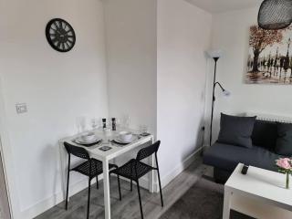 SAV Apartments Nottingham Road 1 & 2 Bed Flats Loughborough - 3