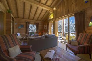 Chalet Beugeant Garden, BBQ, Parking Sleeps 6 - Happy Rentals - 2