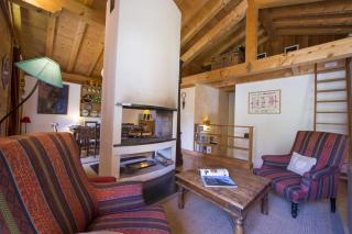 Chalet Beugeant Garden, BBQ, Parking Sleeps 6 - Happy Rentals - 1