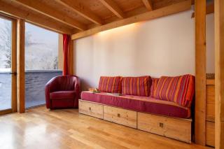 Grand Roc A220 from Slopes 150m , View & Parking - Happy Rentals - 6