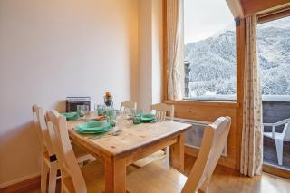 Grand Roc A220 from Slopes 150m , View & Parking - Happy Rentals - 3