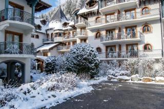 Le Cristal GM11 Mountain View, Pool, Private Sauna & Parking - Happy Rentals - 2