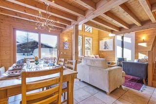 Chalets Bonheur 6BR Sauna Sleeps 10 - Happy Rentals - 4