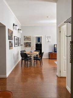 Maironis - Spacious Apartment in the Heart of Kaunas - 9