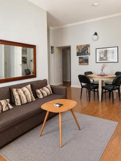 Maironis - Spacious Apartment in the Heart of Kaunas - 7