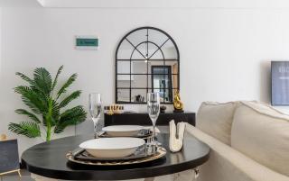 1-Bedroom Apartment with Nairobi National Park Views - 3