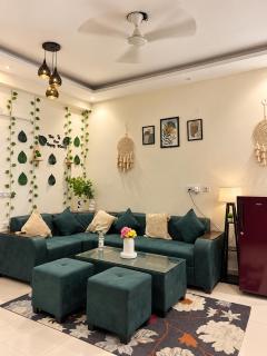 Amaya Stays The Rooh Cozy 3BHK Near Airport - 9