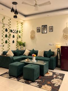 Amaya Stays The Rooh Cozy 3BHK Near Airport - 8