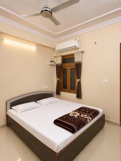Hotel Radhika - 3