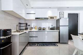1-Bedroom Apartment with Nairobi National Park Views - 2