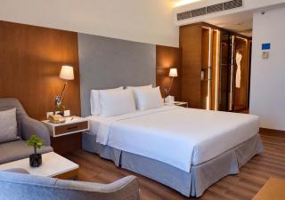 Golden Tulip Muscat - 4