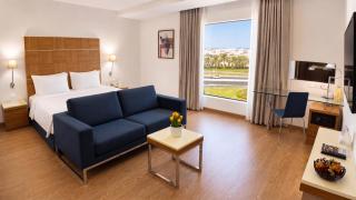 Golden Tulip Muscat - 5