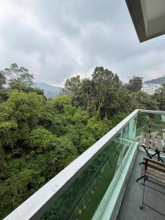 AYAAN SNOOKER HOUSE V at QUINTET APARTMENT with Private Parking & Netflix - 3