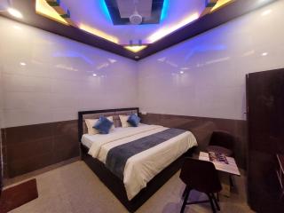 FabHotel Nuvyora - 7