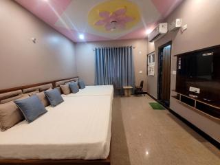 FabHotel Nuvyora - 3