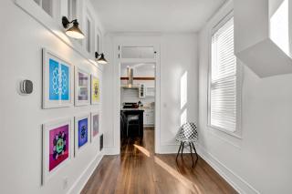 Charming Home Steps from Louisville Best Spots - 9