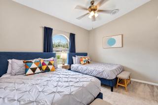 Lakefront Screened Pool Home, Sleeps 12 Sunset Cove Retreat, Riverview - Riverview - 1