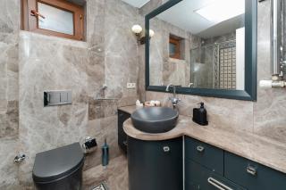 Central Apartment with 3 Bedrooms - Balcony and Elevator - 7