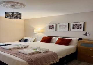 Centrally Located Gem with Parking Terrace - Pass the Keys - Glasgow - 8
