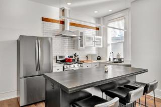 Perfect Stay in Louisville Vibrant Highlands - 3