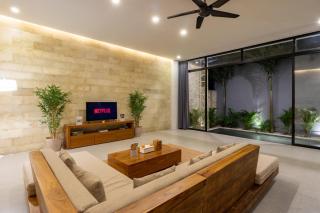Elegant Hidden Retreat 2BR Pool Villa Near Seseh - 9