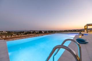 Golden Bay luxury villas and suites - 3