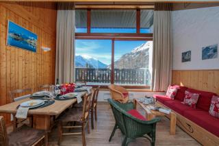 Chalet Charpoua for 6 near Le Tour Ski Lifts - Happy Rentals - 8