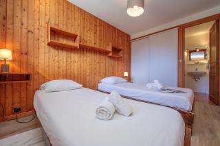 Chalet Charpoua for 6 near Le Tour Ski Lifts - Happy Rentals - 5