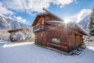Chalet Vaffier Mont Blanc View Chalet + Garden + BBQ for 8 - Happy Rentals - Chamonix-Mont-Blanc - 0