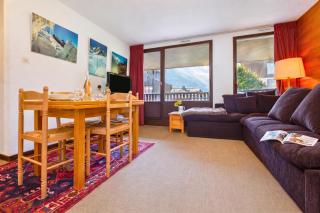 Apt Lachenal 209A Central Chamonix Lift 3-min Walk - Happy Rentals - 1