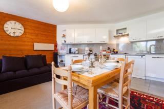 Apt Lachenal 209A Central Chamonix Lift 3-min Walk - Happy Rentals - 1