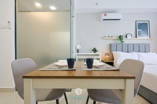 Astrum Ampang Stylish Studio - 5 Min to KLCC - 2 Min Walk to LRT - 3