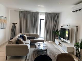 Premium Two Bedroom Apartment at The Embassy Gardens - 0