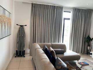Premium Two Bedroom Apartment at The Embassy Gardens - 4