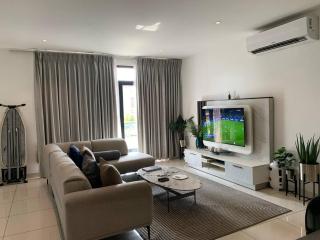 Premium Two Bedroom Apartment at The Embassy Gardens - 3