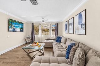 NEW Heated Salt Pool & Spa on Waterfront Canal - 9