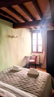 Historic Apartment near Tuscany - 2 Ensuite Bedrooms - 4
