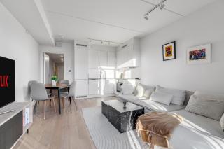 Vervet Premium - Central Stay with a View - 8