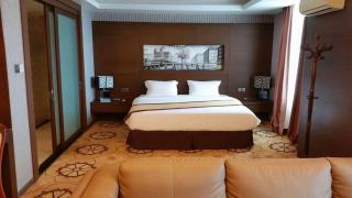 MB Hotel - 9