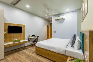 LAMBA MEDICITY HOTEL - 8