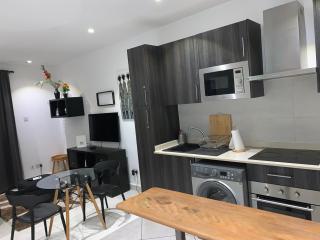 Premium Studio at The Embassy Gardens - 2