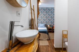 Casa das Flores Funchal - Your Charming Home with Local Secrets - 2