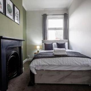 Darlington Town Centre - Stay 7 - Near Attractions - 6